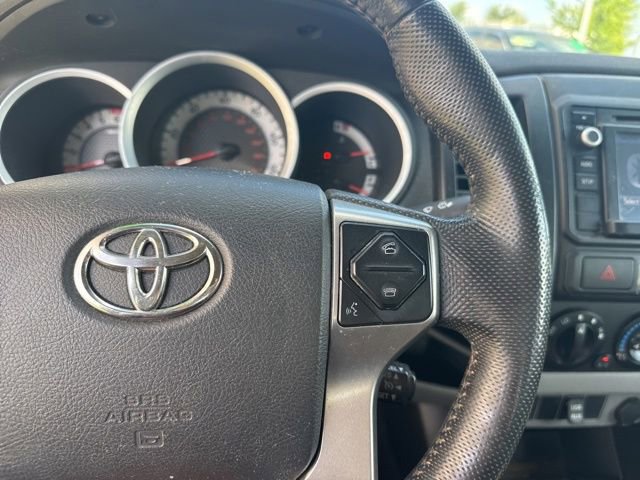 Used 2015 Toyota Tacoma 4x4 Access Cab w/ Convenience Package image 10