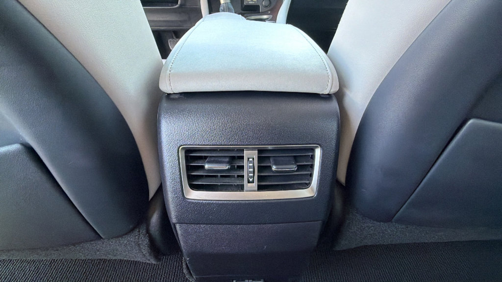 Used 2020 Lexus RX 450h AWD w/ Premium Package image 25