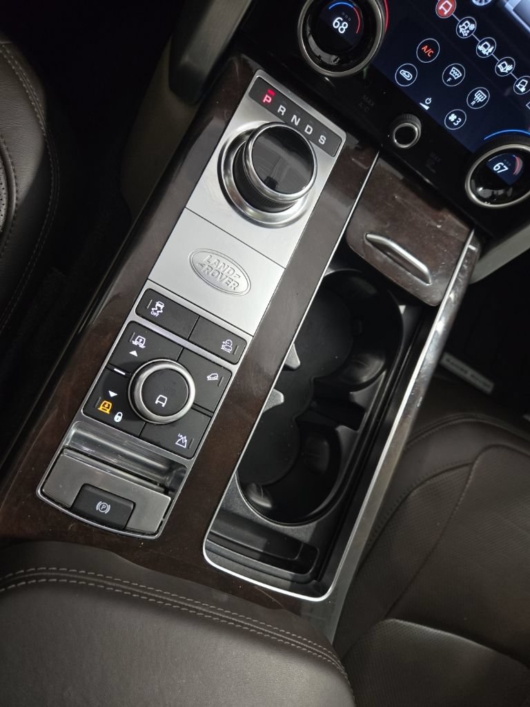 Used 2019 Land Rover Range Rover HSE AWD/4WD image 14
