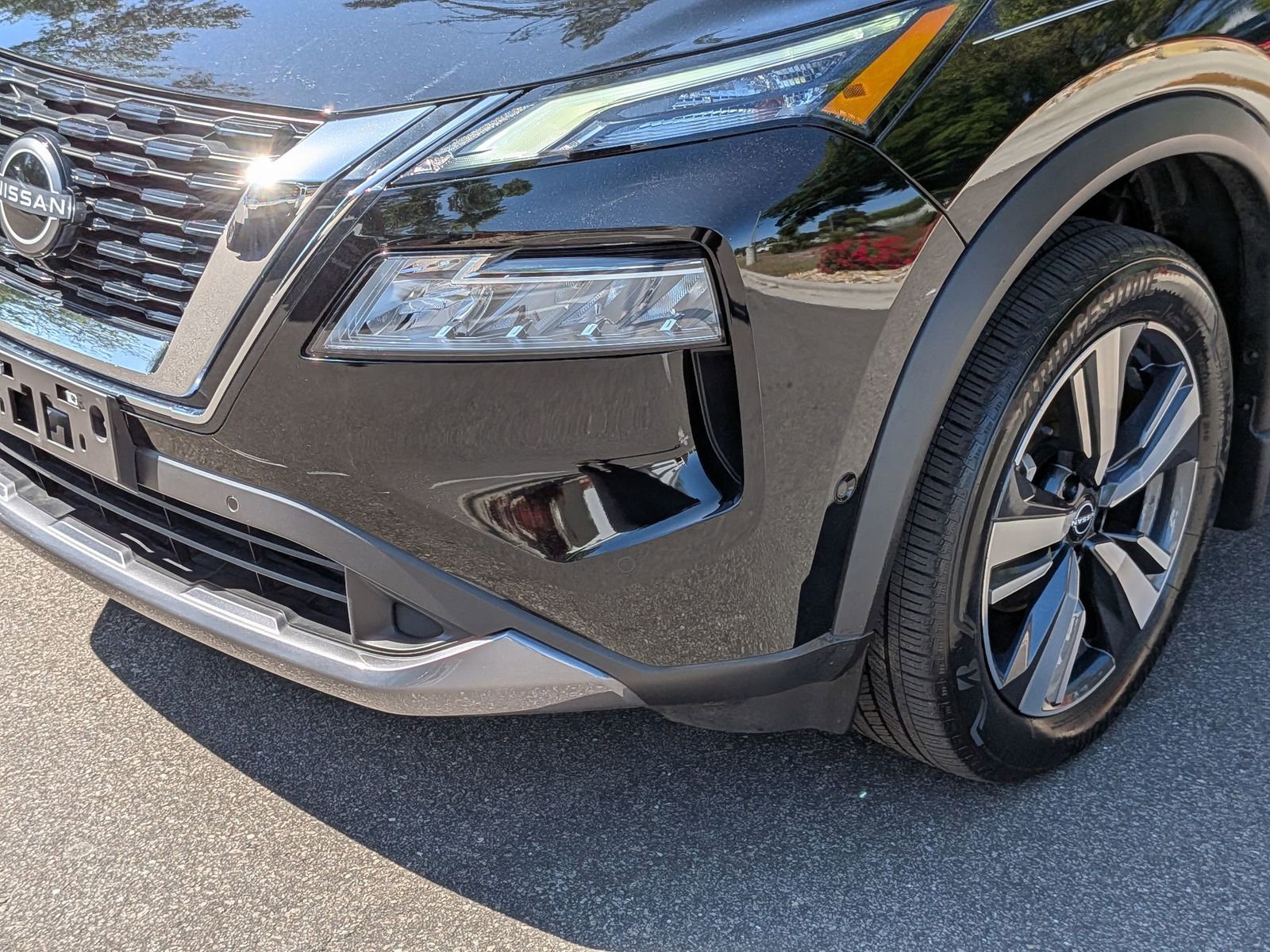 Used 2023 Nissan Rogue SL w/ SL Premium Package AWD/4WD image 9