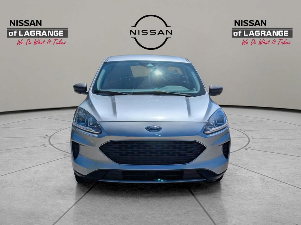 Used 2022 Ford Escape SE image 2