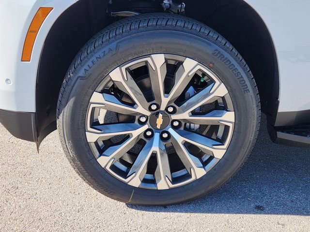 New 2026 Chevrolet Suburban High Country w/ Sun And Tow Package image 29