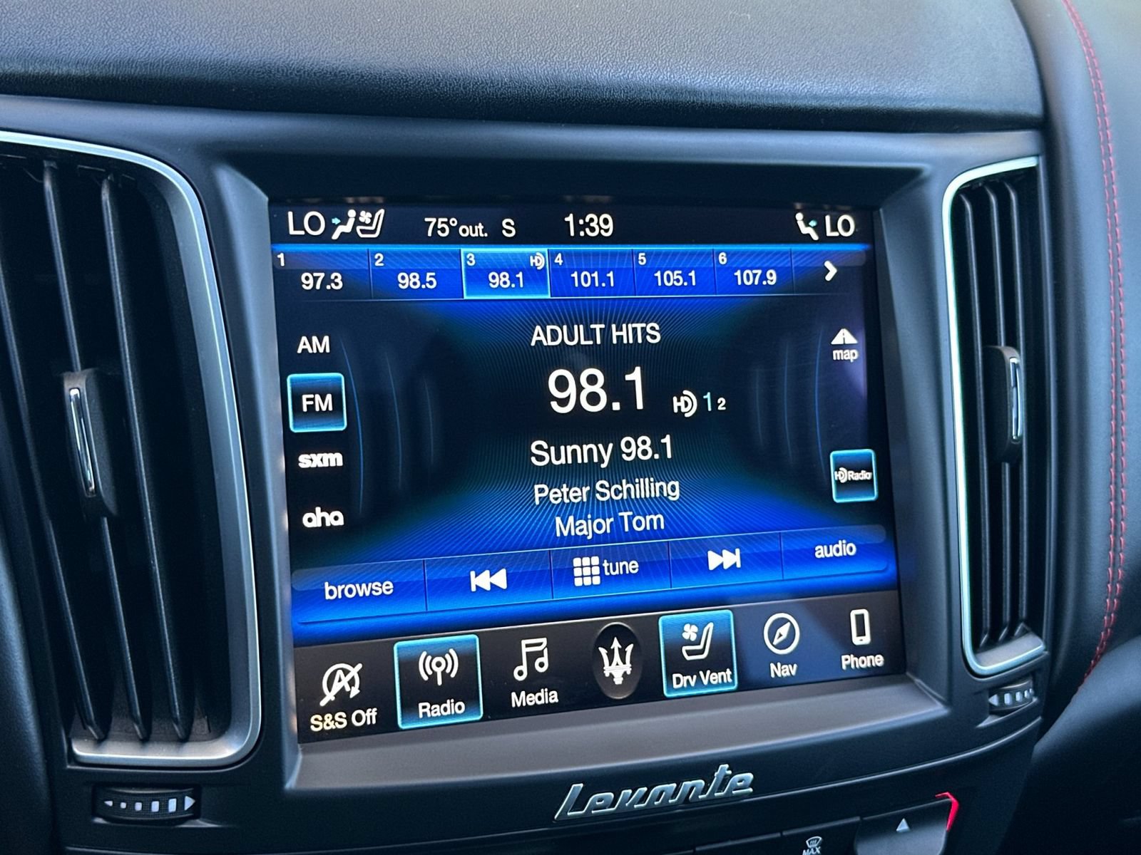 Used 2019 Maserati Levante GTS AWD/4WD image 21