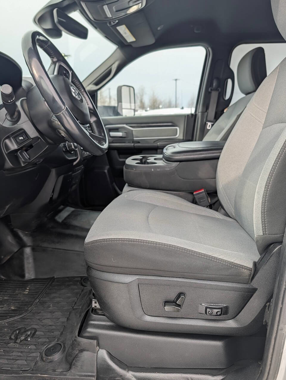 Used 2021 RAM 2500 Big Horn w/ Level 1 Equipment Group image 21