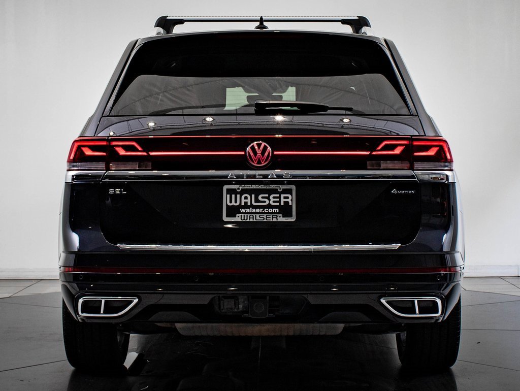 Used 2024 Volkswagen Atlas SEL Premium R-Line image 10