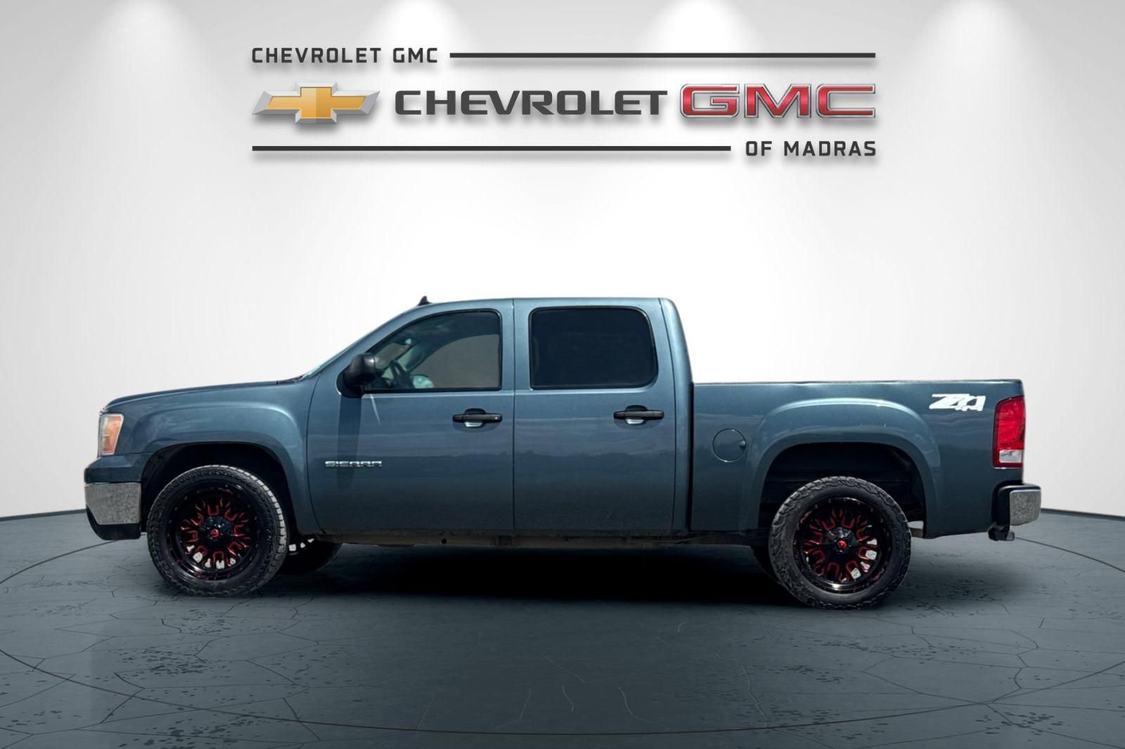 Used 2012 GMC Sierra 1500 SLE w/ Power Tech Package AWD/4WD image 6
