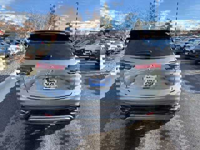 Used 2023 Buick Envision Essence w/ Technology Package I image 4