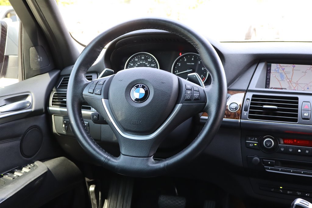 Used 2013 BMW X5 xDrive50i image 18