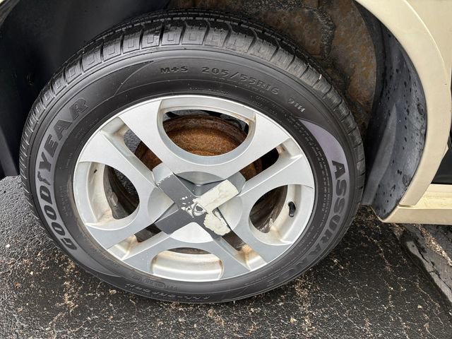 Used 2003 Saturn ION Level 3 w/ Travel Pkg image 19