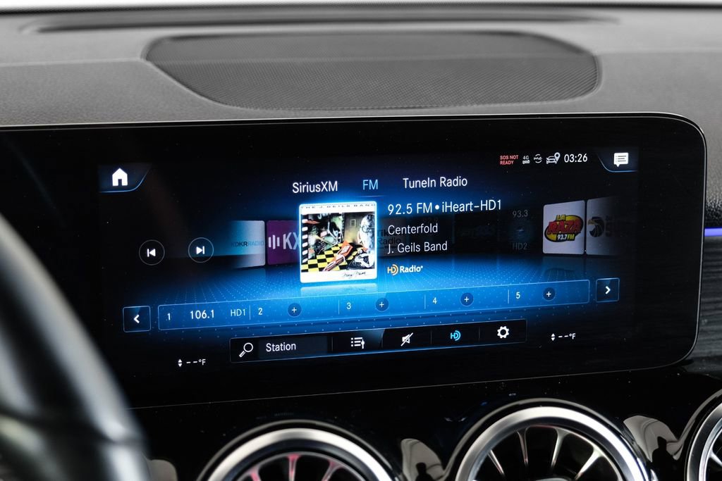 Used 2023 Mercedes-Benz EQB 250+ w/ Exclusive Package image 29