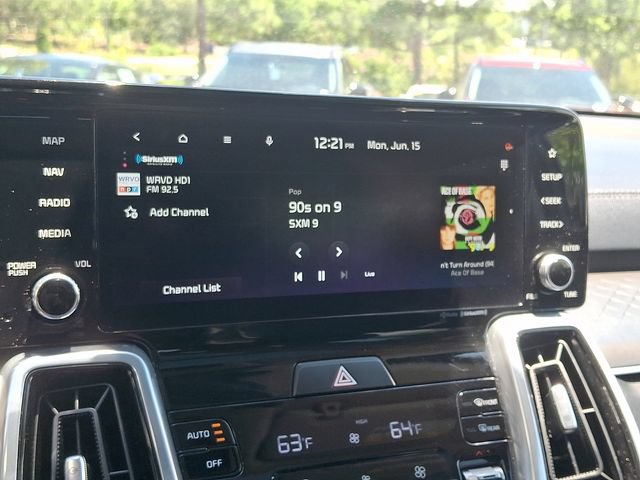 Certified 2023 Kia Sorento SX FWD image 19