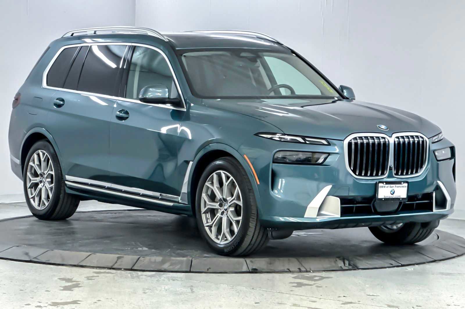 Used 2024 BMW X7 xDrive40i image 9