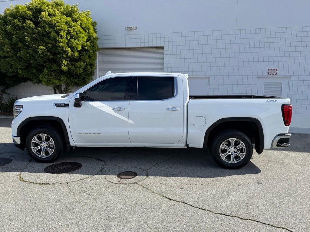 Used 2024 GMC Sierra 1500 SLT image 3