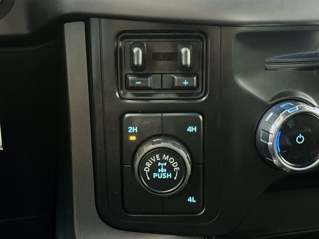 Used 2024 Ford F150 XLT w/ FX4 Off-Road Package image 19