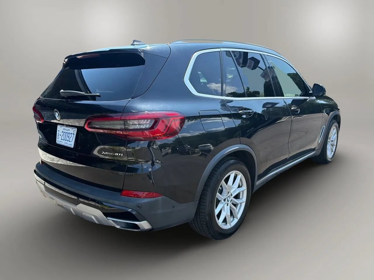 Used 2019 BMW X5 xDrive40i w/ Convenience Package AWD/4WD image 5