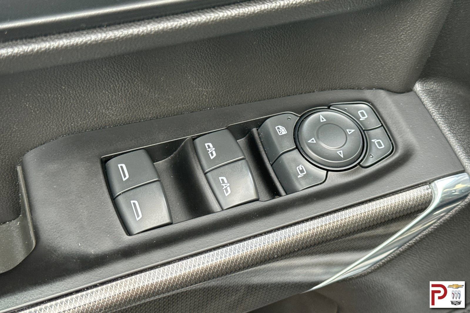 Certified 2022 GMC Sierra 1500 AT4 w/ AT4 Premium Package image 13