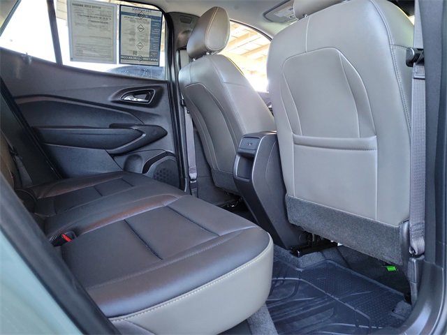 Used 2025 Chevrolet Trax ACTIV w/ Driver Confidence Package image 23