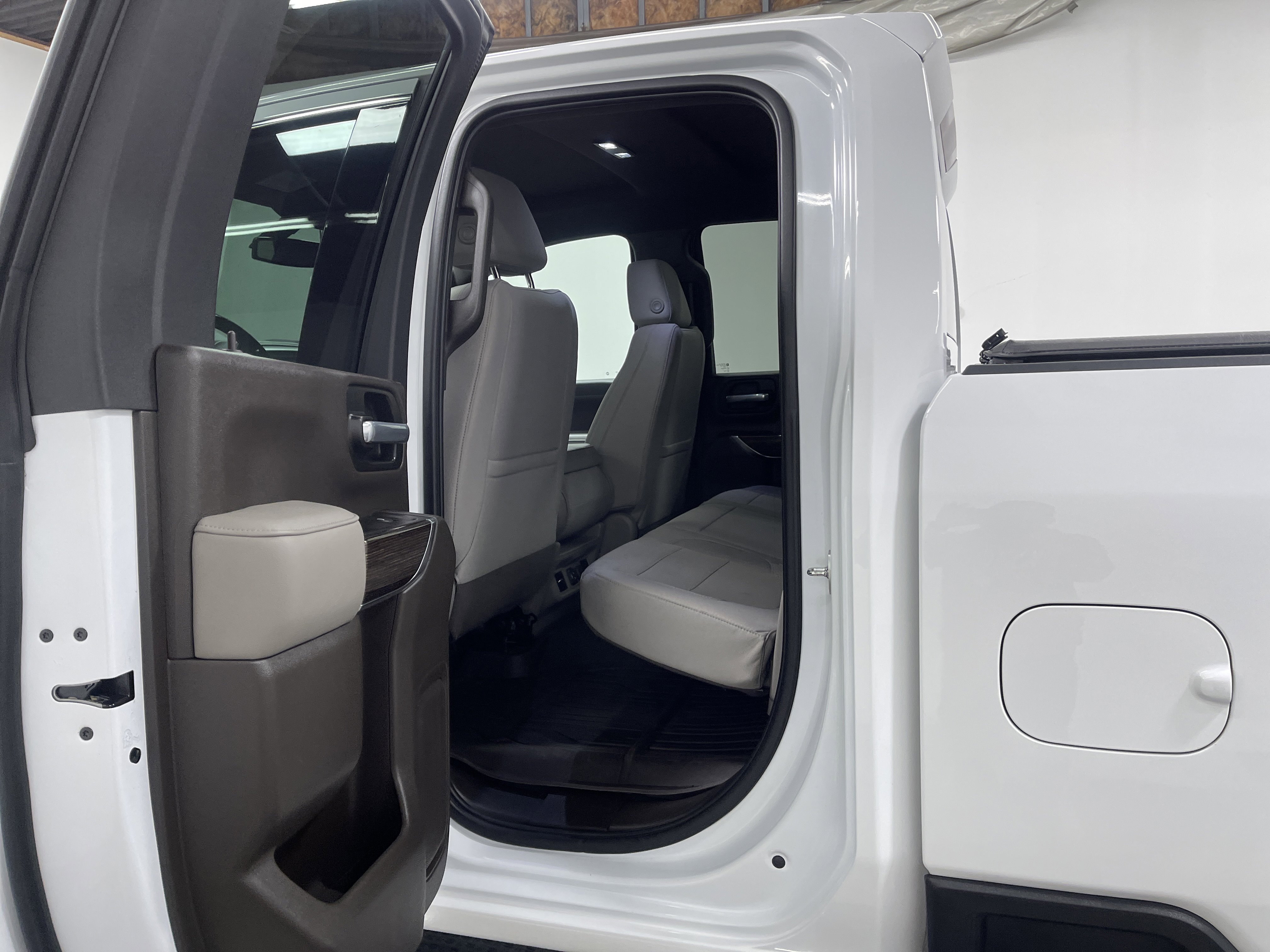 Used 2021 GMC Sierra 2500 SLE w/ SLE Value Package; AWD/4WD image 13