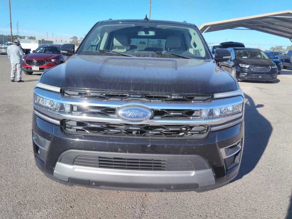 Used 2023 Ford Expedition Max Limited image 2