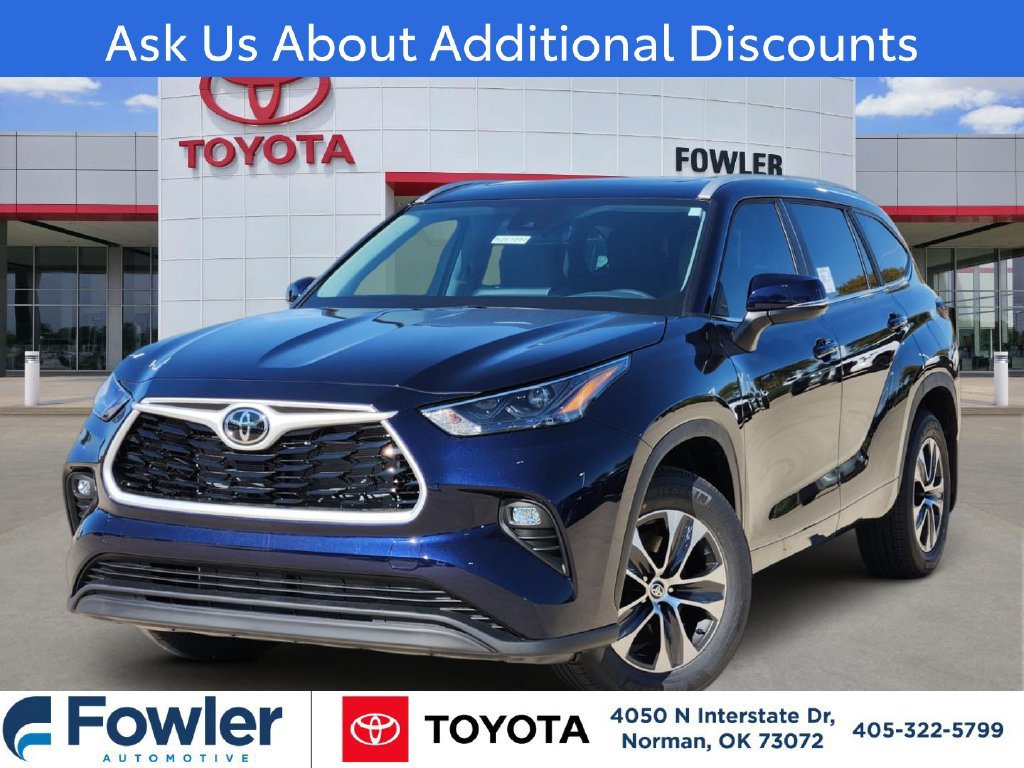 New 2026 Toyota Highlander AWD