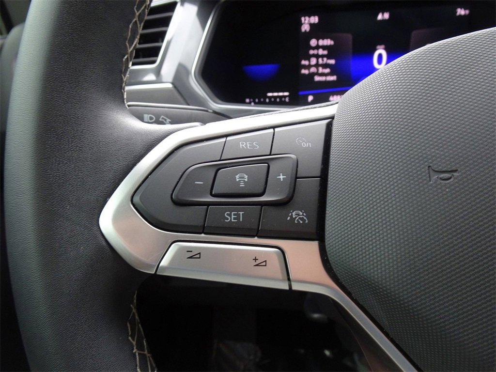 Used 2022 Volkswagen Tiguan SE image 23