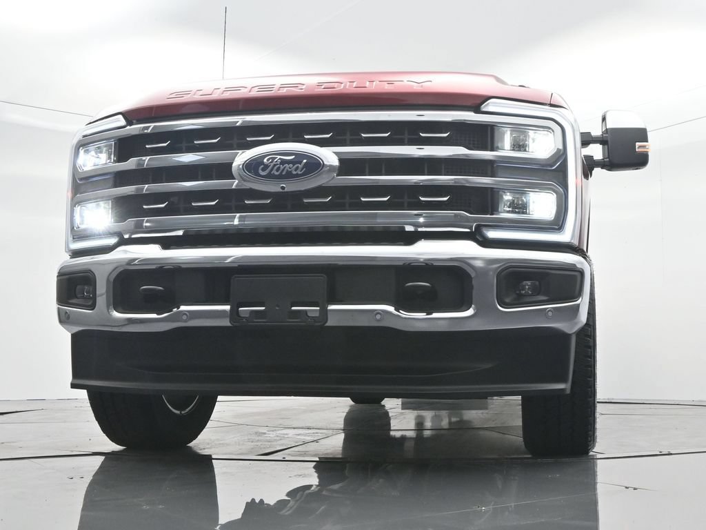 Certified 2026 Ford F250 Lariat w/ Lariat Ultimate Package AWD/4WD image 32