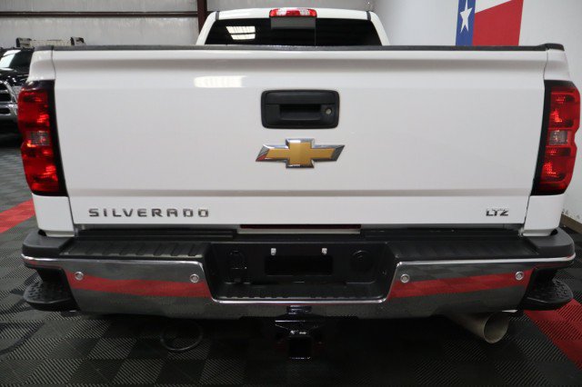Used 2015 Chevrolet Silverado 3500 LTZ w/ Duramax Plus Package AWD/4WD image 12