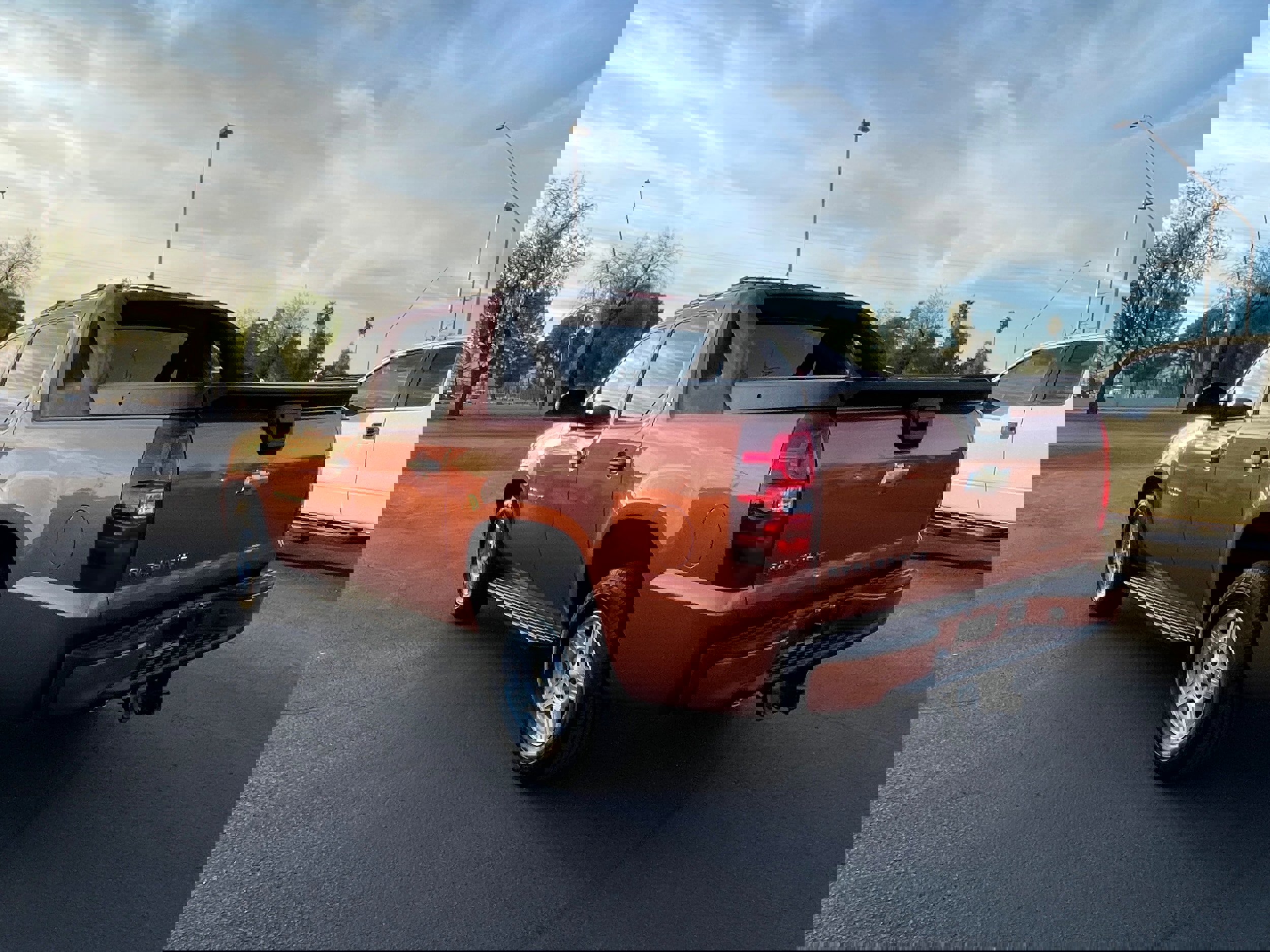 Used 2007 Chevrolet Avalanche LS image 3