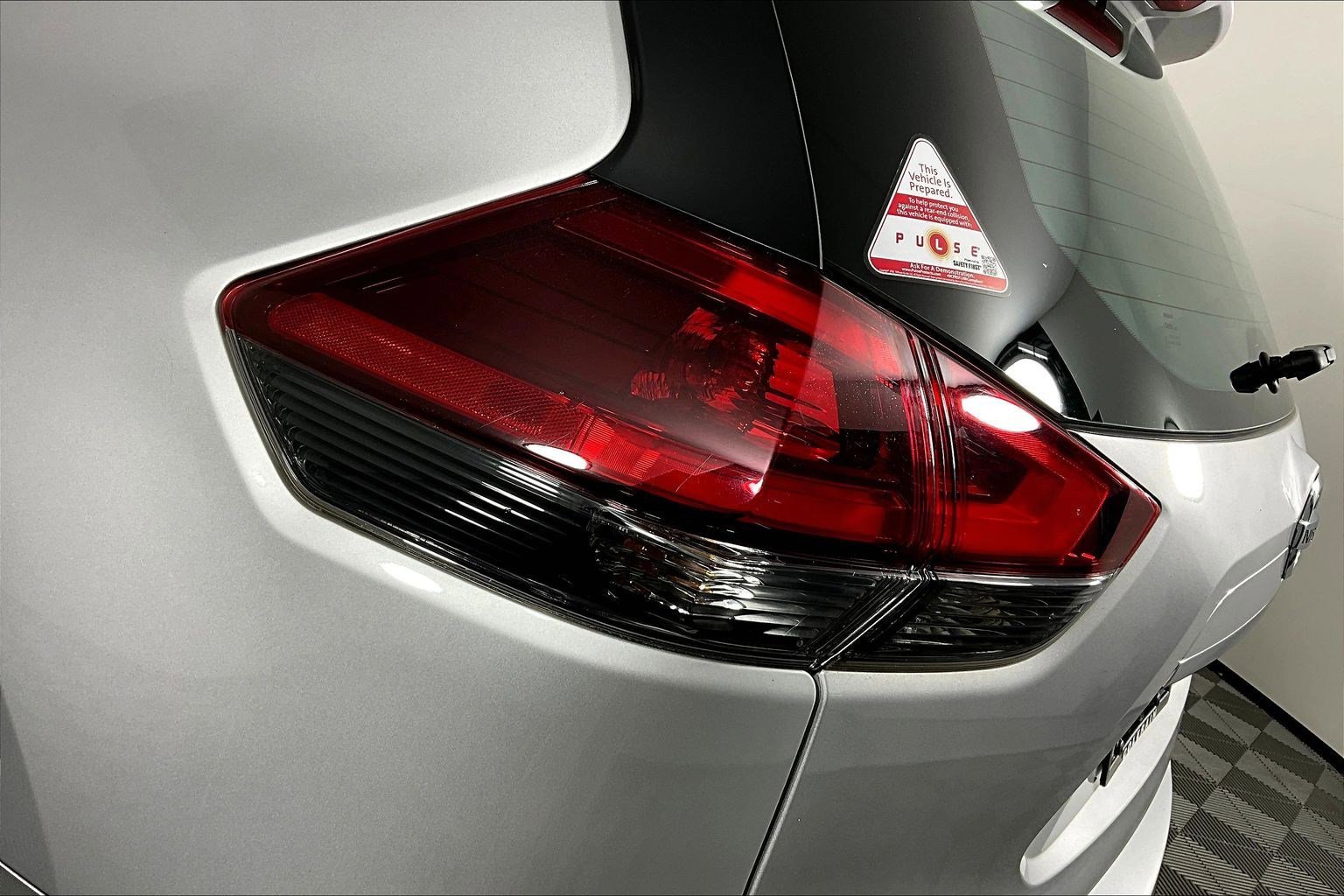 Certified 2020 Nissan Rogue S image 24