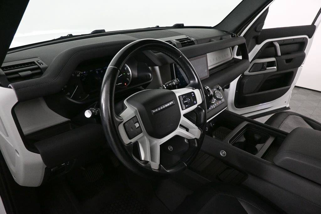 Used 2023 Land Rover Defender 110 X-Dynamic SE AWD/4WD image 9