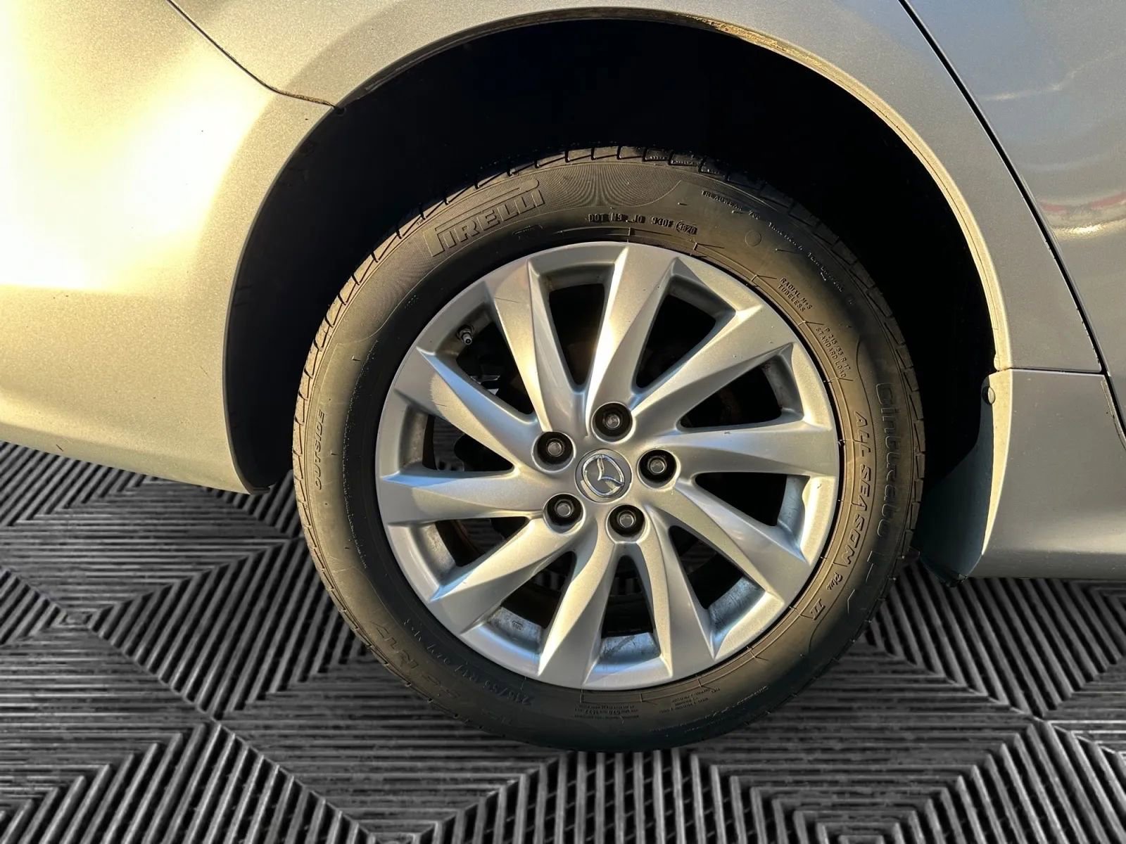 Used 2011 MAZDA MAZDA6 i Touring image 16