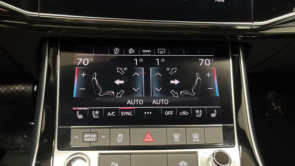 Used 2025 Audi Q7 3.0T Premium Plus w/ Premium Plus Package AWD/4WD image 18