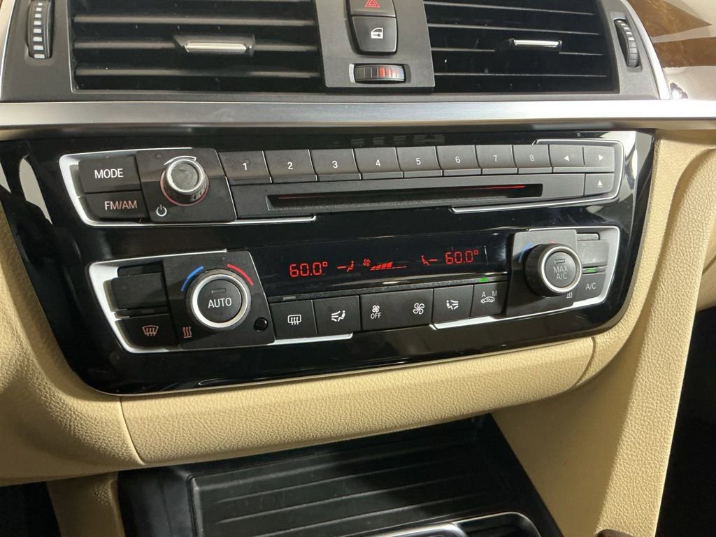 Used 2018 BMW 330e w/ Convenience Package image 11