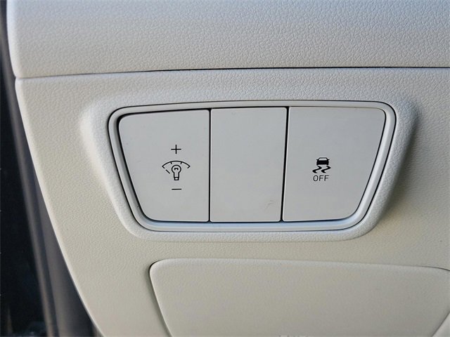 Used 2023 Hyundai Tucson SE image 28