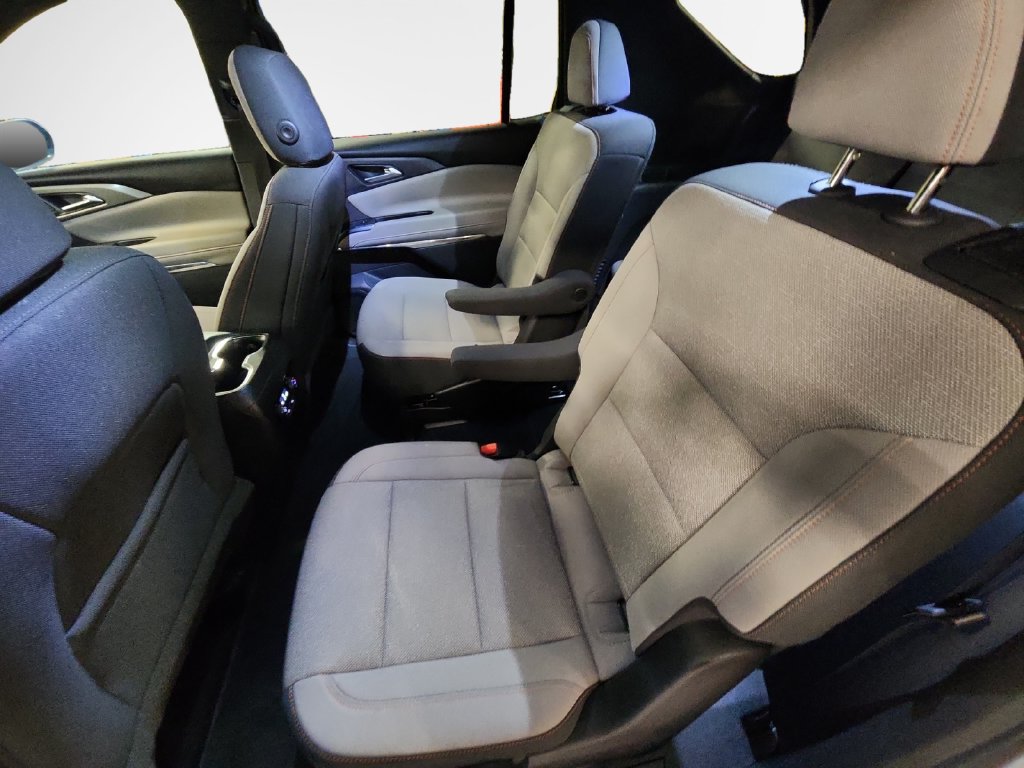 Certified 2026 Chevrolet Traverse LT w/ Driver Confidence Package AWD/4WD image 26