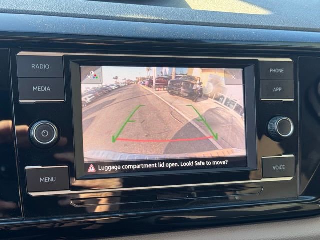 Used 2022 Volkswagen Taos S image 19