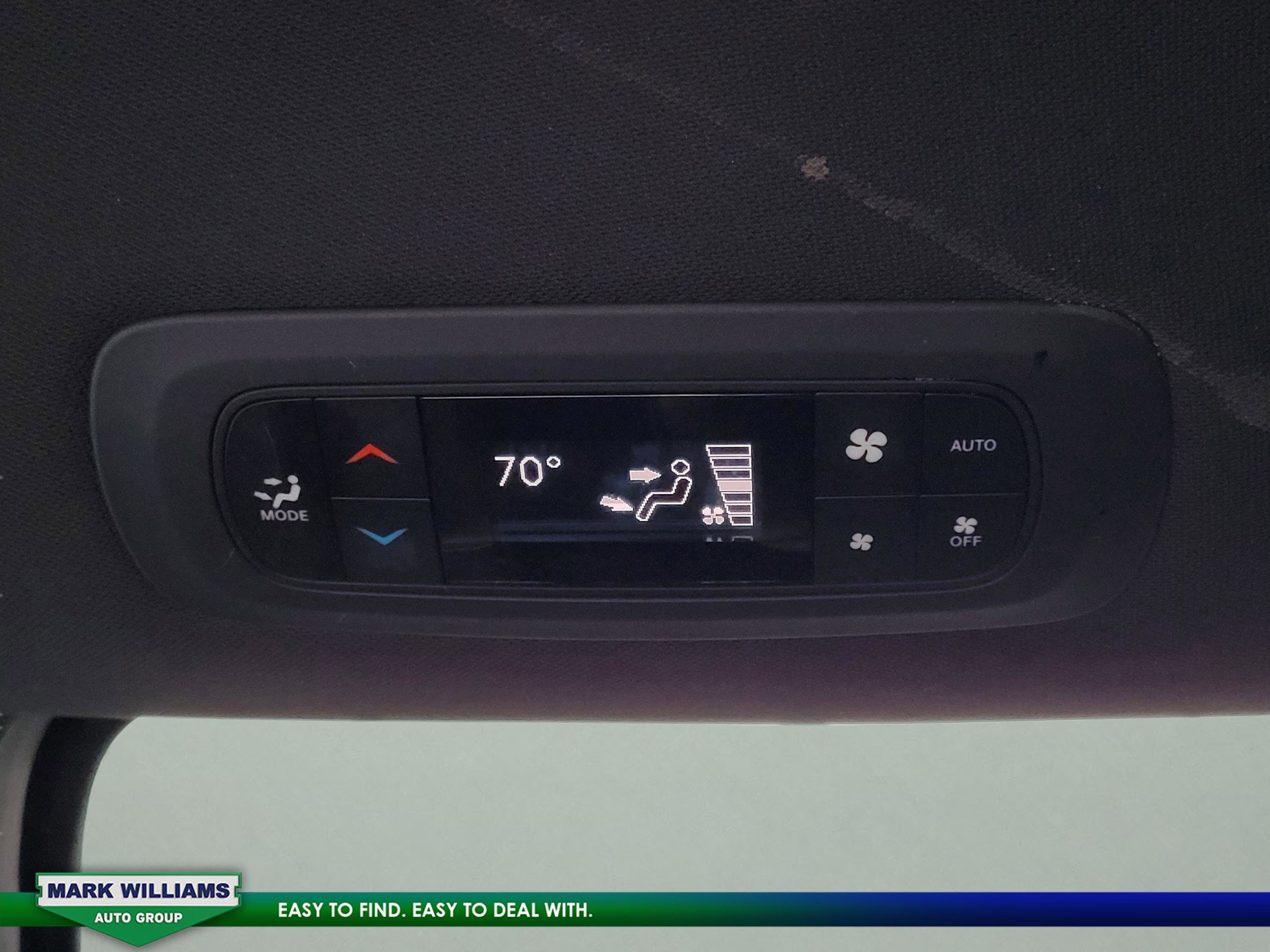 Used 2023 Chrysler Pacifica Touring-L w/ S Appearance Package image 17