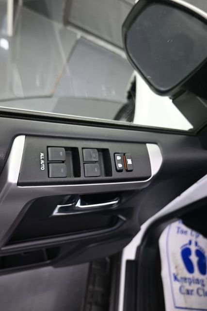 Used 2024 Toyota 4Runner SR5 image 11