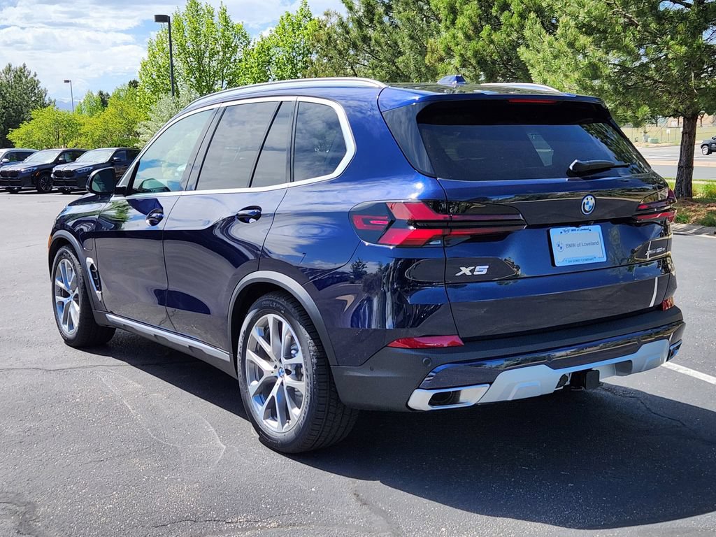 New 2026 BMW X5 xDrive50e AWD/4WD image 3