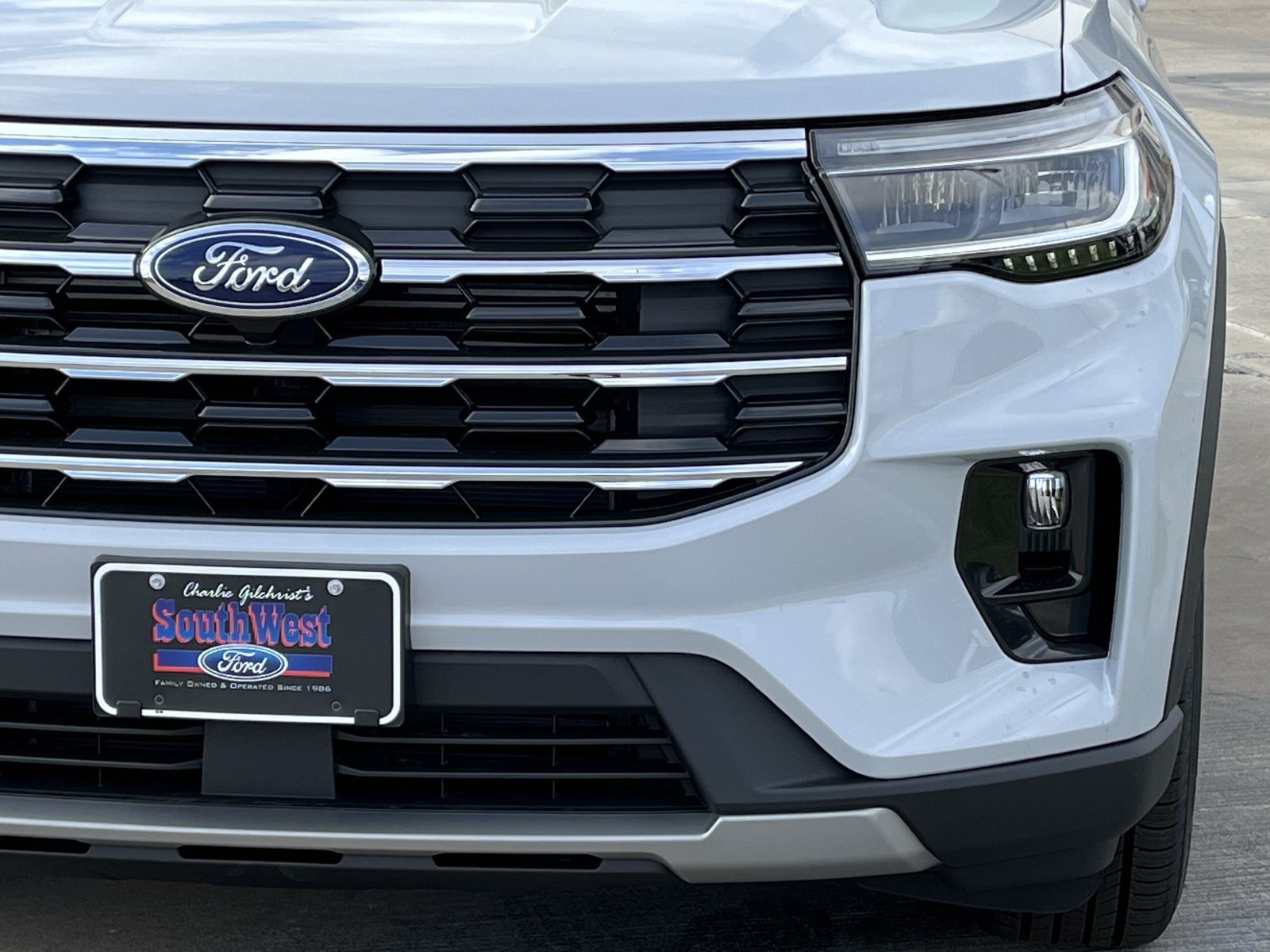 New 2026 Ford Explorer Active w/ Active Comfort Package RWD image 8