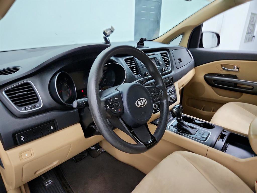 Used 2015 Kia Sedona LX w/ LX Convenience Package FWD image 13