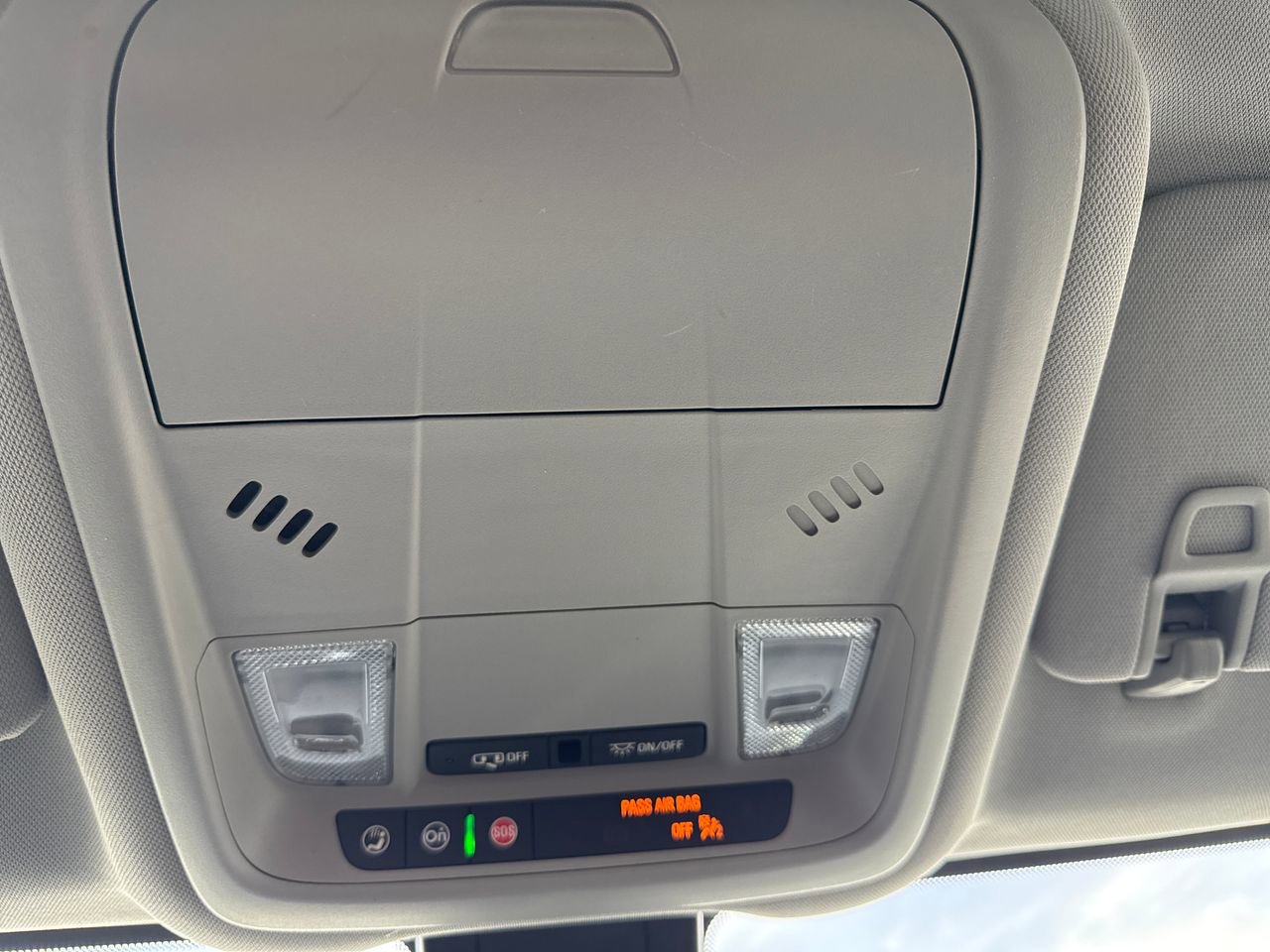 Used 2023 Chevrolet Equinox LT w/ LPO, Floor Liner Package AWD/4WD image 30