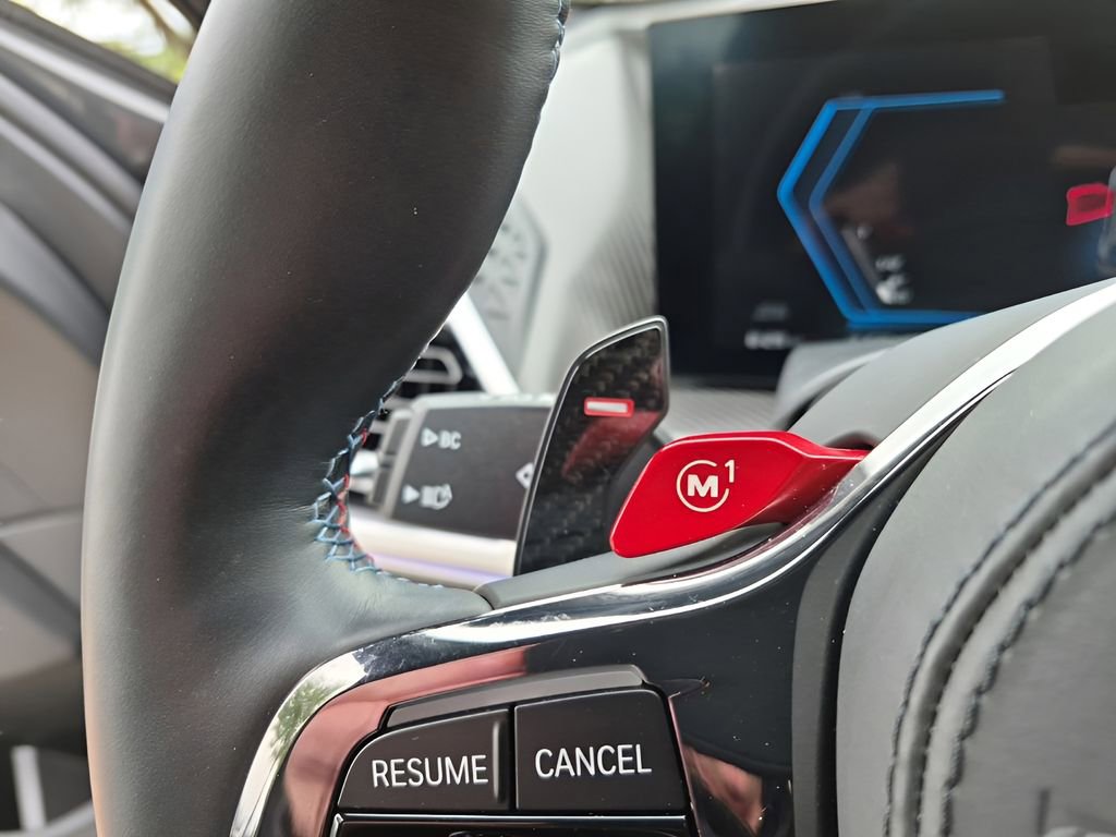 Used 2025 BMW XM image 40