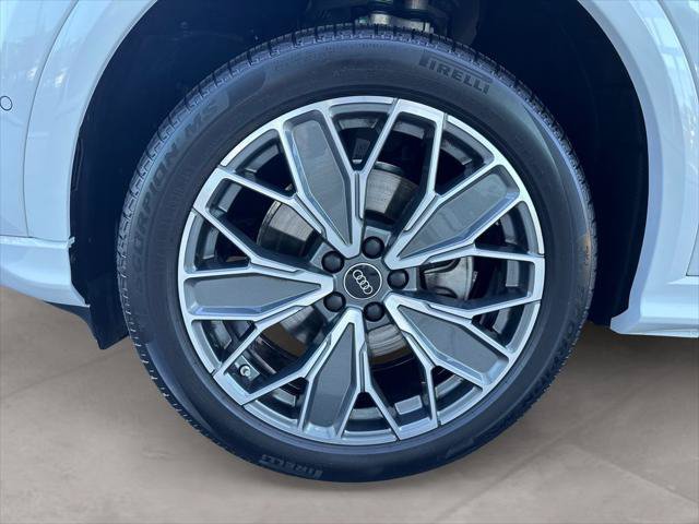 Certified 2025 Audi Q5 Premium w/ Premium Plus AWD/4WD image 14