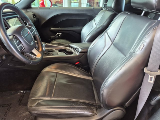 Used 2017 Dodge Challenger R/T Plus RWD image 21