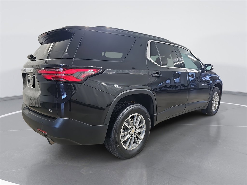 Certified 2023 Chevrolet Traverse LT image 3