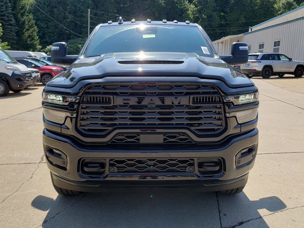 New 2026 RAM 2500 Big Horn AWD/4WD image 8