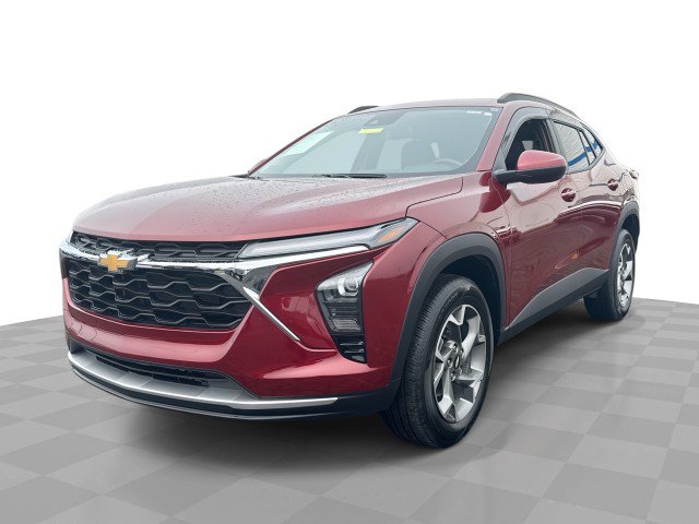 Certified 2025 Chevrolet Trax LT w/ Driver Confidence Package