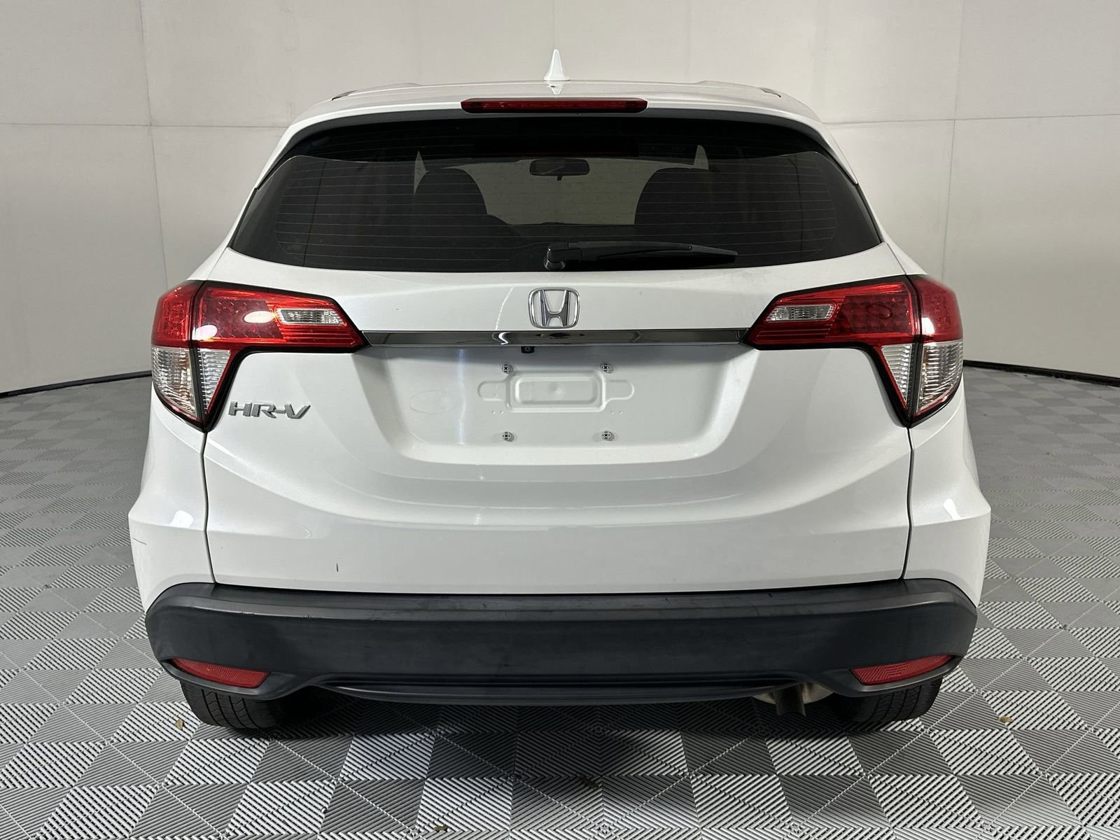 Used 2021 Honda HR-V LX image 7
