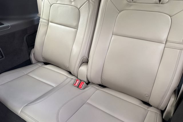 Used 2022 Lincoln Aviator Reserve w/ Elements Package Plus AWD/4WD image 18